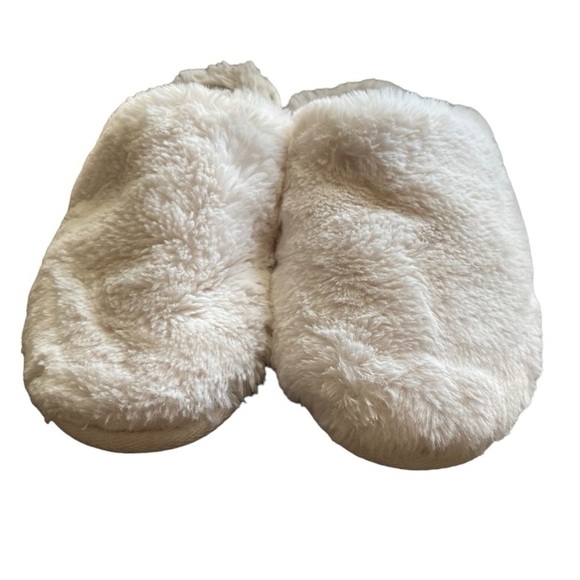 Stars Above Fluffy Slippers I Size: L 9/10 - Picture 3 of 6